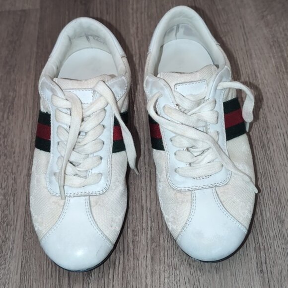 Authentic Gucci Kids Shoes in White with Red and Green Stripes 13 - Picture 8 of 8